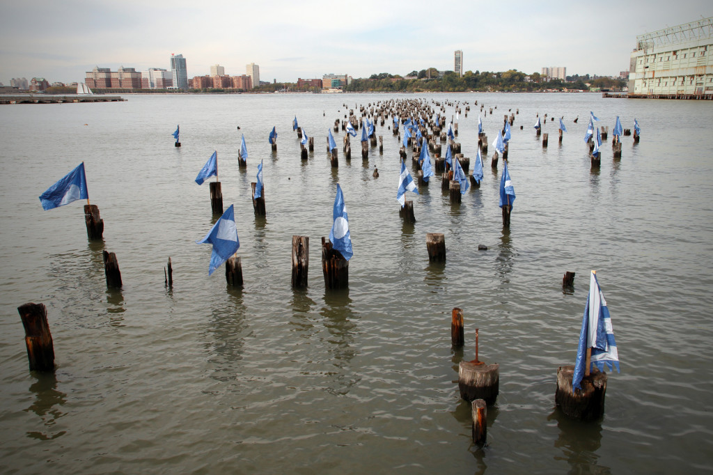  Fluxs Flags on high tide after accomplished installing. (photo by Timo Sulkamo, 2014)